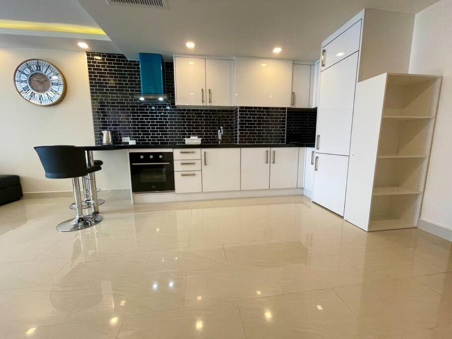 Large Luxury, Pool View, Grand Avenue, Pattaya - 202 Exterior foto